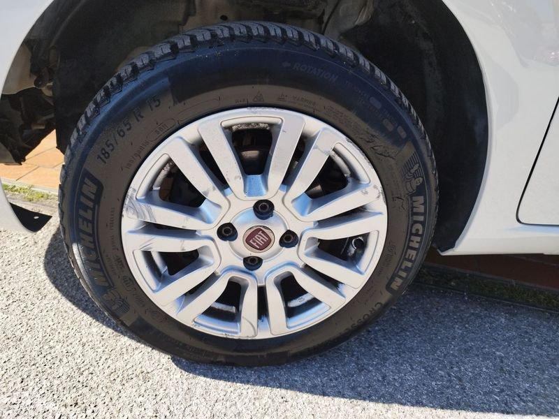 FIAT Punto Punto 1.4 8V 5 porte Natural Power Lounge