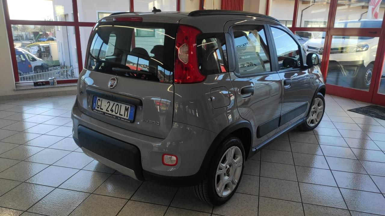 FIAT PANDA IBRIDA 1.0 70CV 5 POSTI OK NEOPATENTATI