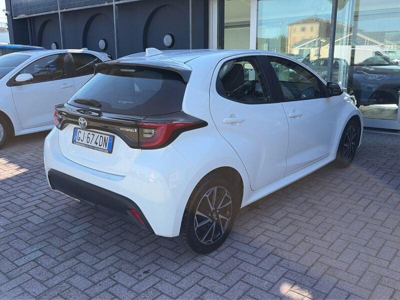 Toyota Yaris Hybrid Trend MY22