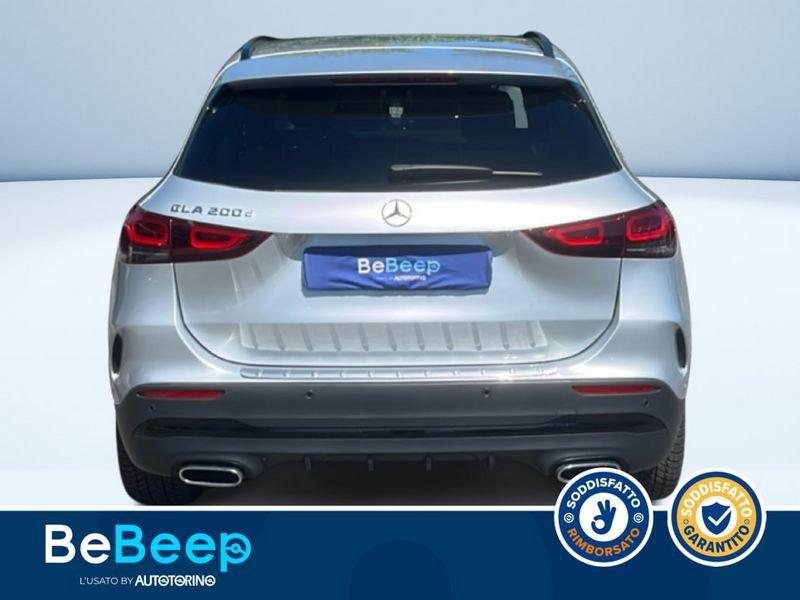 Mercedes-Benz GLA 200 D PREMIUM AUTO