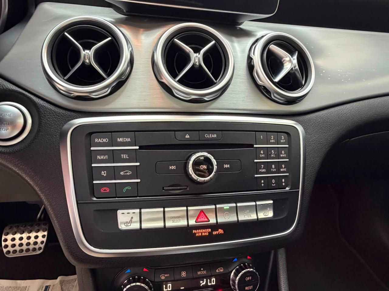 Mercedes-benz GLA 200 d Premium