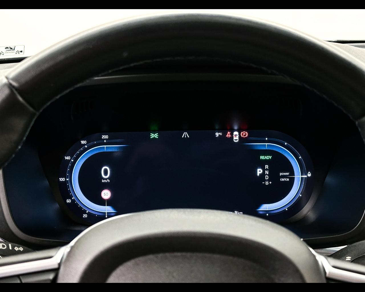 VOLVO XC60 (2017-->) - XC60 T6 Recharge Plug-in Hybrid AWD Inscription Expression