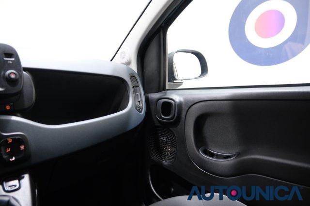 FIAT Panda 1.0 FIREFLY S&S HYBRID GARMIN NEOPATENTATI