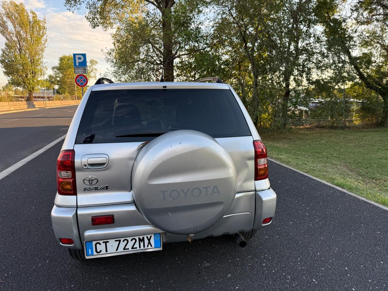 Toyota RAV 4 RAV4.com 2.0 Tdi D-4D cat 5 porte