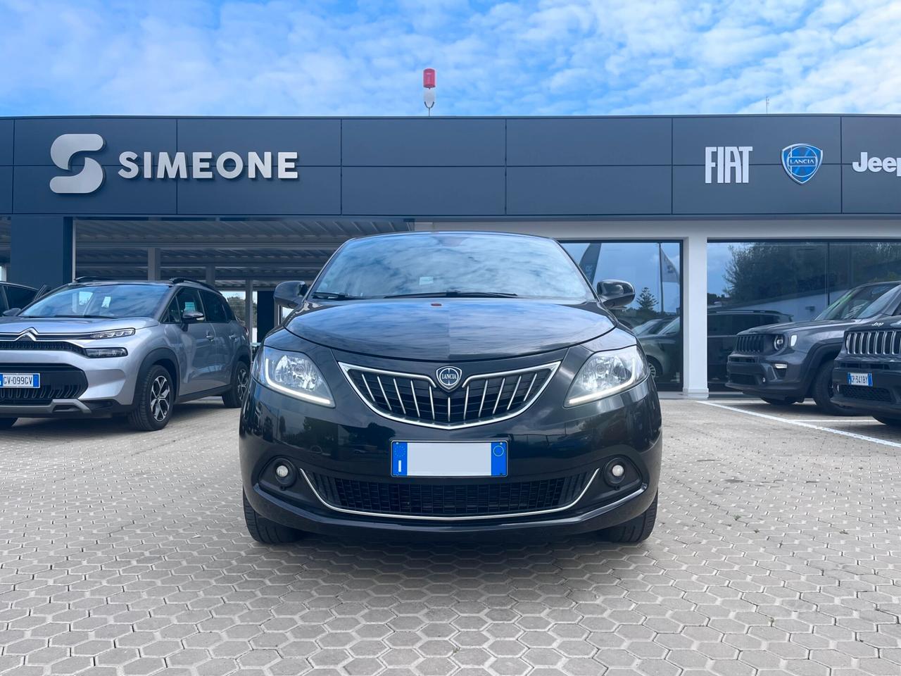 Lancia Ypsilon 1.0 FireFly 5 porte S&S Hybrid Gold