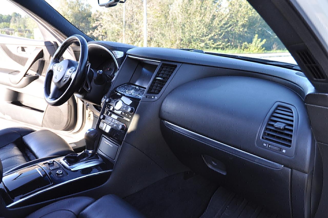 Infiniti FX 30d S Premium