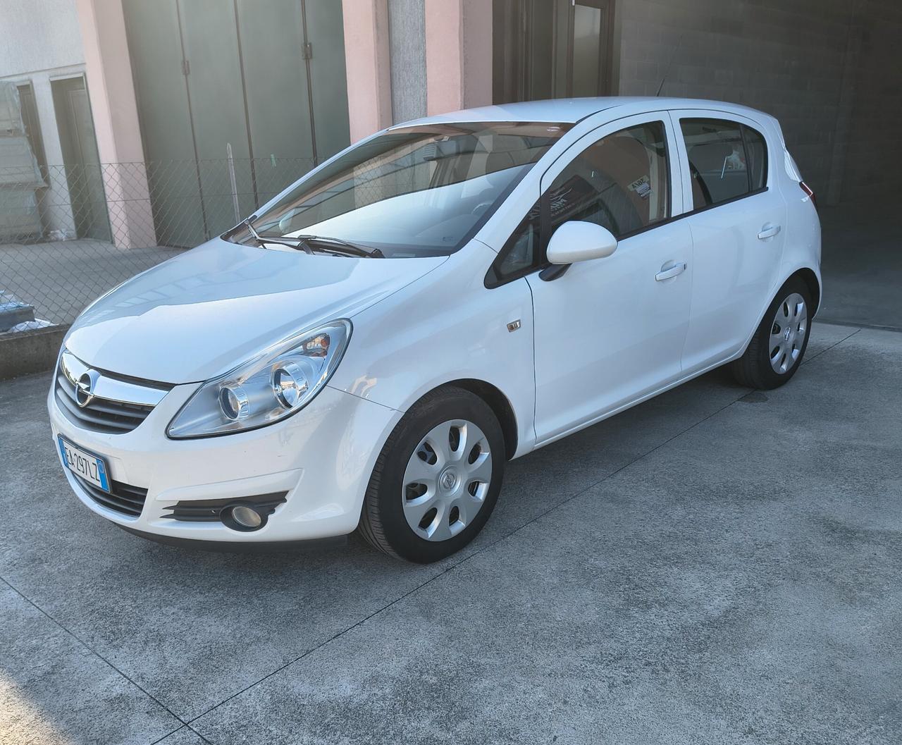 Opel Corsa 1.2 80CV 5 porte GPL-TECH Enjoy