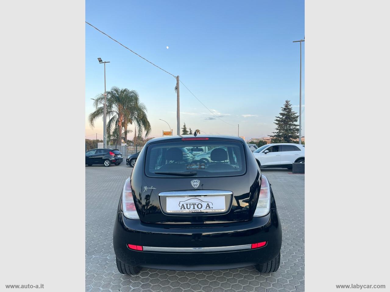 LANCIA Ypsilon 1.2 69 CV Platinum