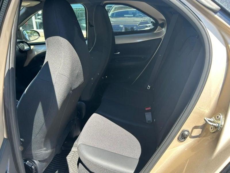 Toyota Aygo X 1.0B (72 CV) Lounge