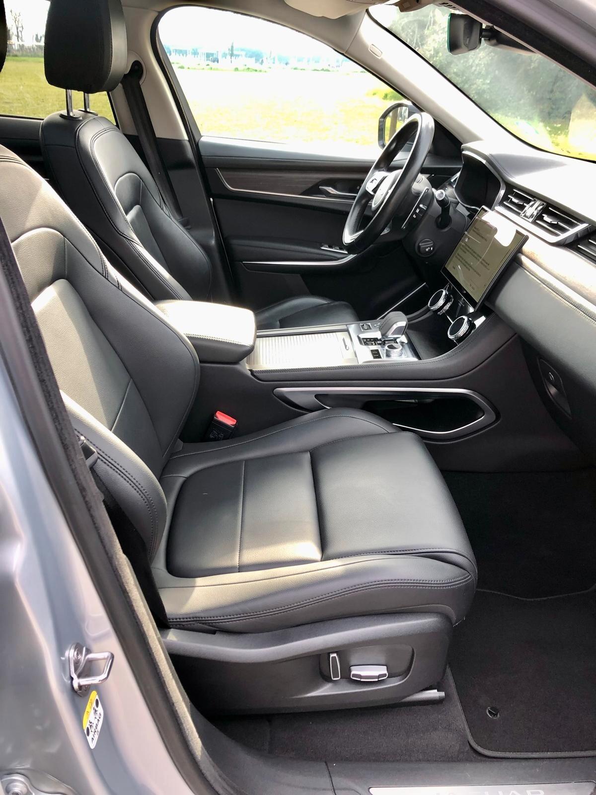 Jaguar F-Pace 2.0 D 204 CV AWD aut. SE