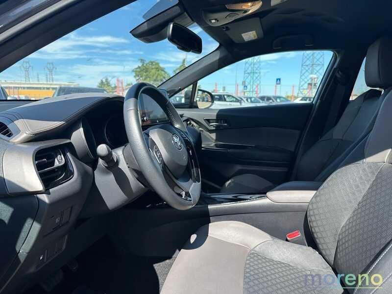 Toyota C-HR 2.0h Lounge e-cvt