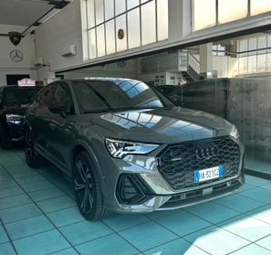 Audi Q3 40 TDI quattro S tronic Identity Black