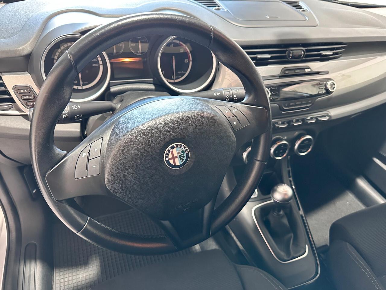 Alfa Romeo Giulietta 2.0 JTDm-2 140 CV Distinctive