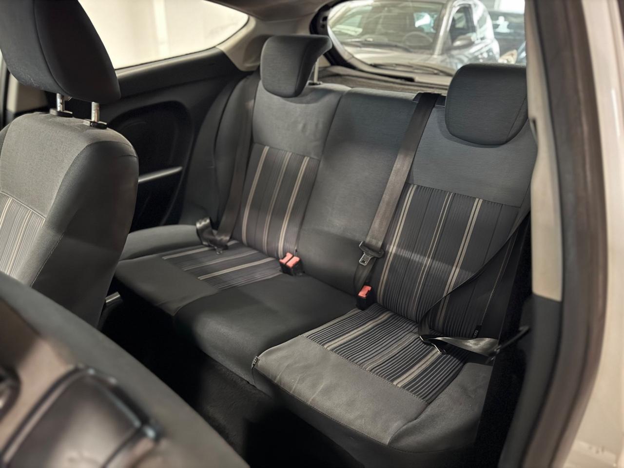 Ford Fiesta 1.2 neopatentati REGENERED CAR