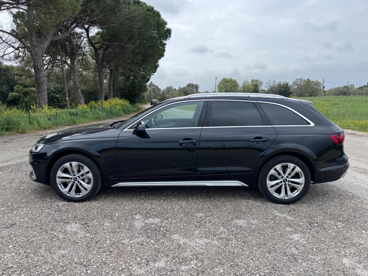 Audi A4 allroad 50 TDI tiptronic Identity Contrast