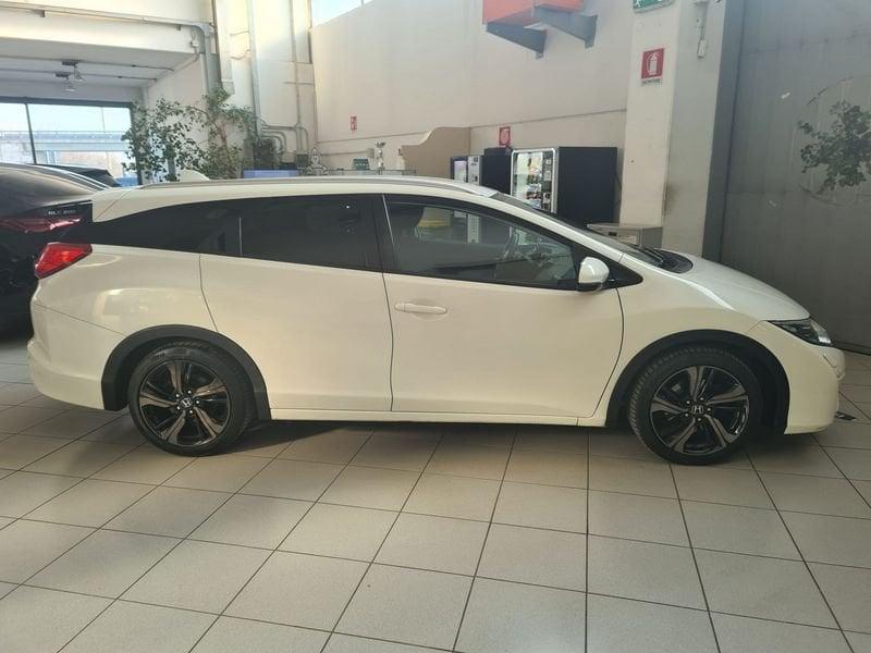 Honda Civic 1.6 i-DTEC Elegance Navi