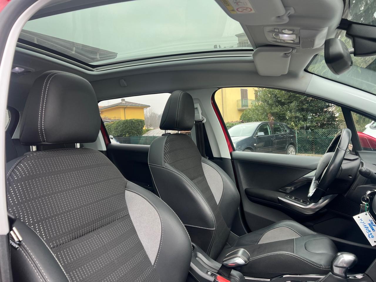 Peugeot 2008 BlueHDi 100 Black Matt * TETTO PANORAMICO*