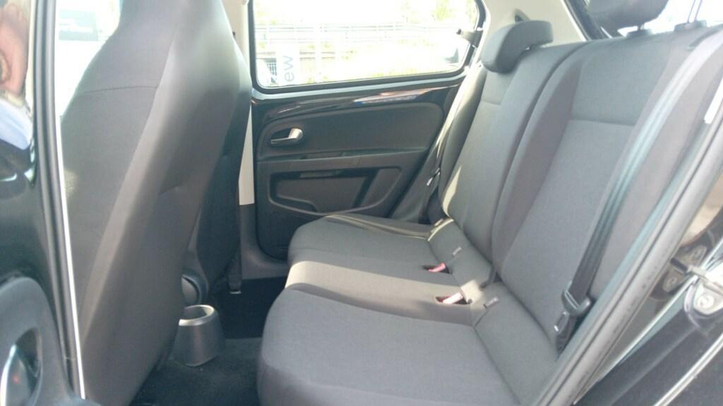 Volkswagen up! 1.0 Move !