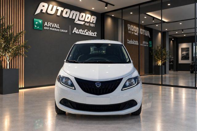 LANCIA Ypsilon HYBRID SILVER