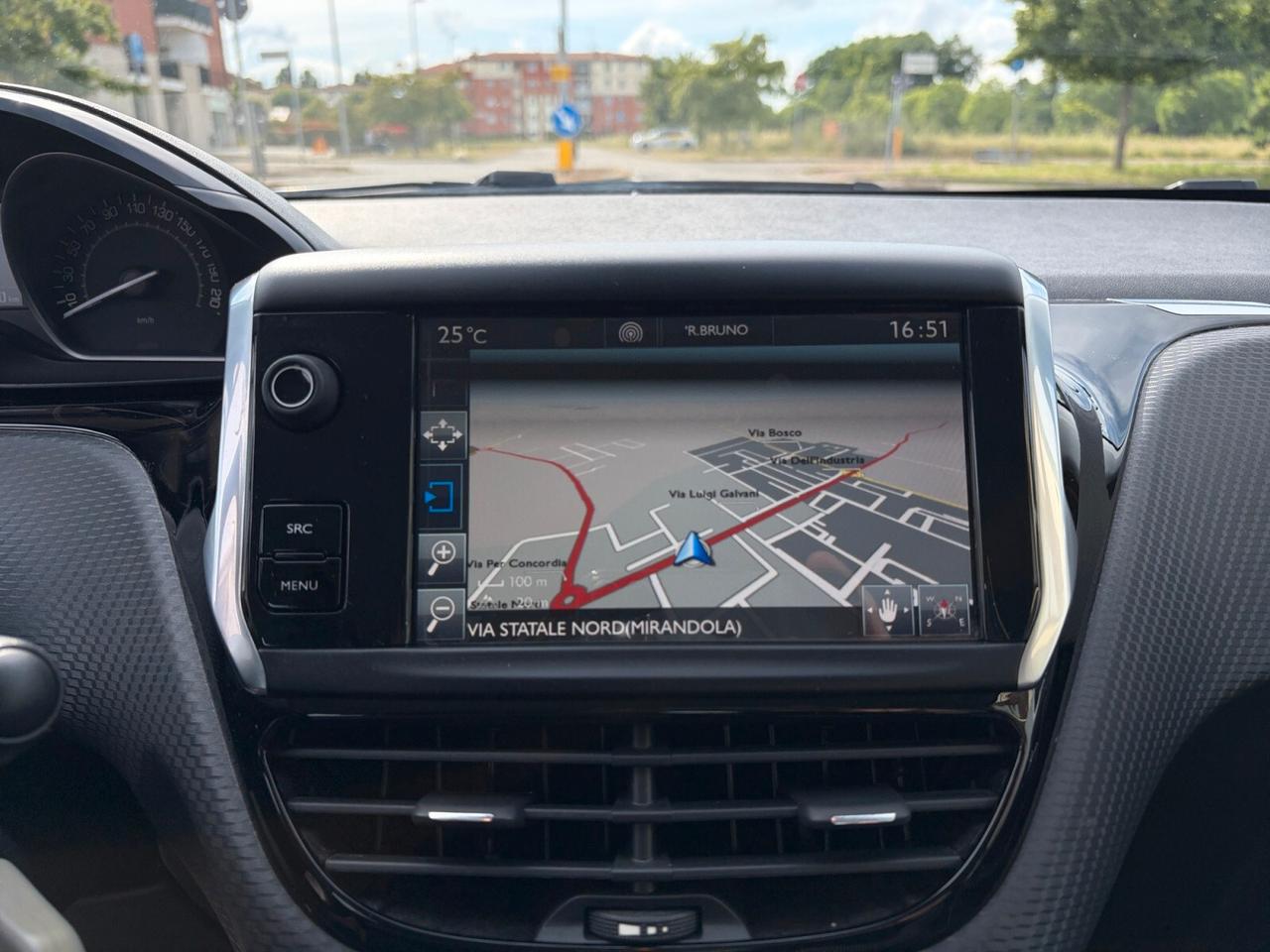 Peugeot 208 PureTech 82 5p. GPL Allure