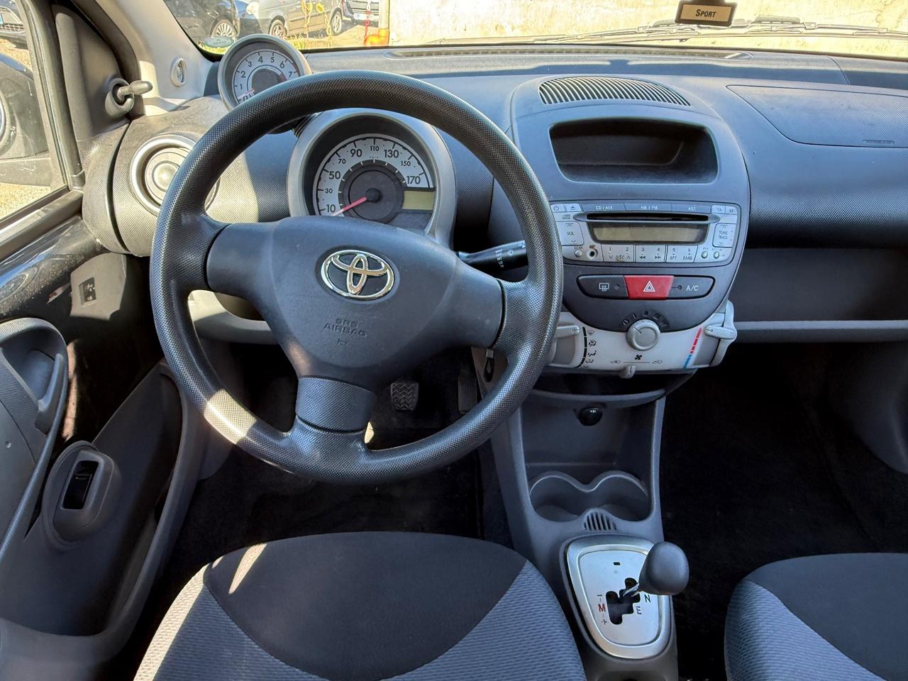 Toyota Aygo 1.0 12V VVT-i 5 porte Sol