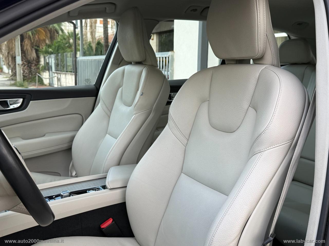 VOLVO XC60 B4 N1 AUTOCARRO 5 POSTI