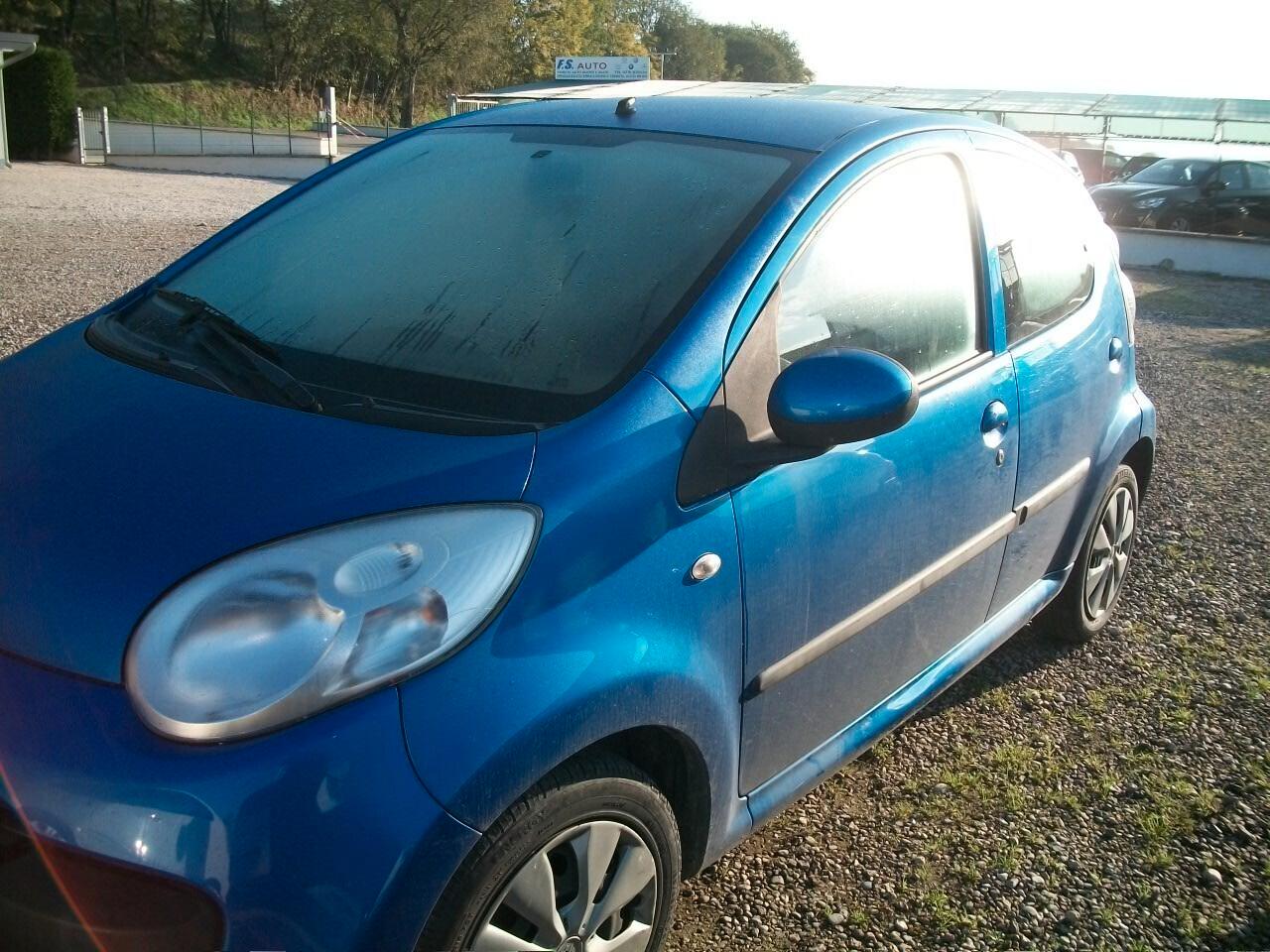 Citroen C1 1.0 5 porte airdream AMIC1 CC 998 BENZINA KM 220200 TALIANDATI EURO 4 GARANZIA UN ANNO