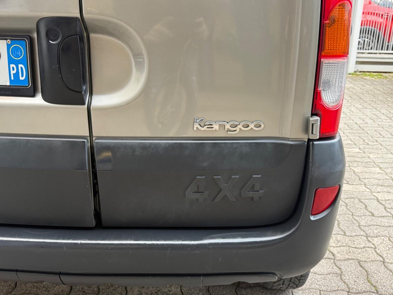 Renault Kangoo 1.9 dCi 4x4 5p. Privilège