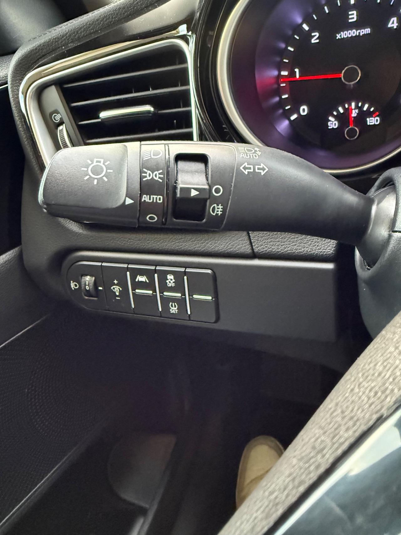 Kia XCeed 1.6 CRDi 136 CV uno proprietario 27/12/2022