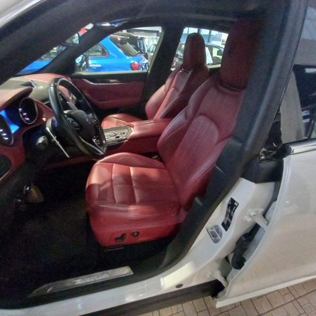 MASERATI Levante V6 AWD Gransport
