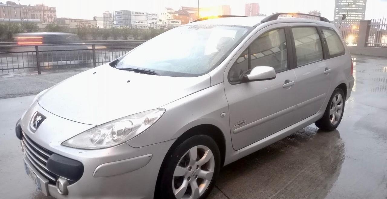 Peugeot 307 Peugeot 307 1.6 HDI 16V FAP. SW 2008 58.000km