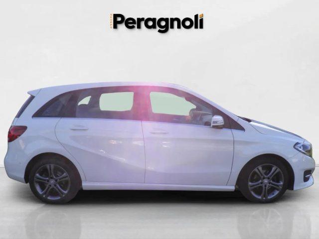 MERCEDES-BENZ B 180 d Automatic Business