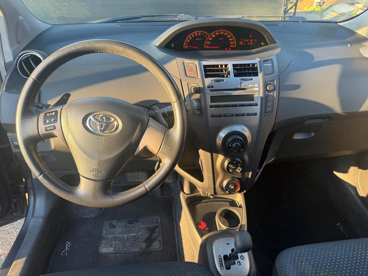 Toyota Yaris 1.3 5 porte