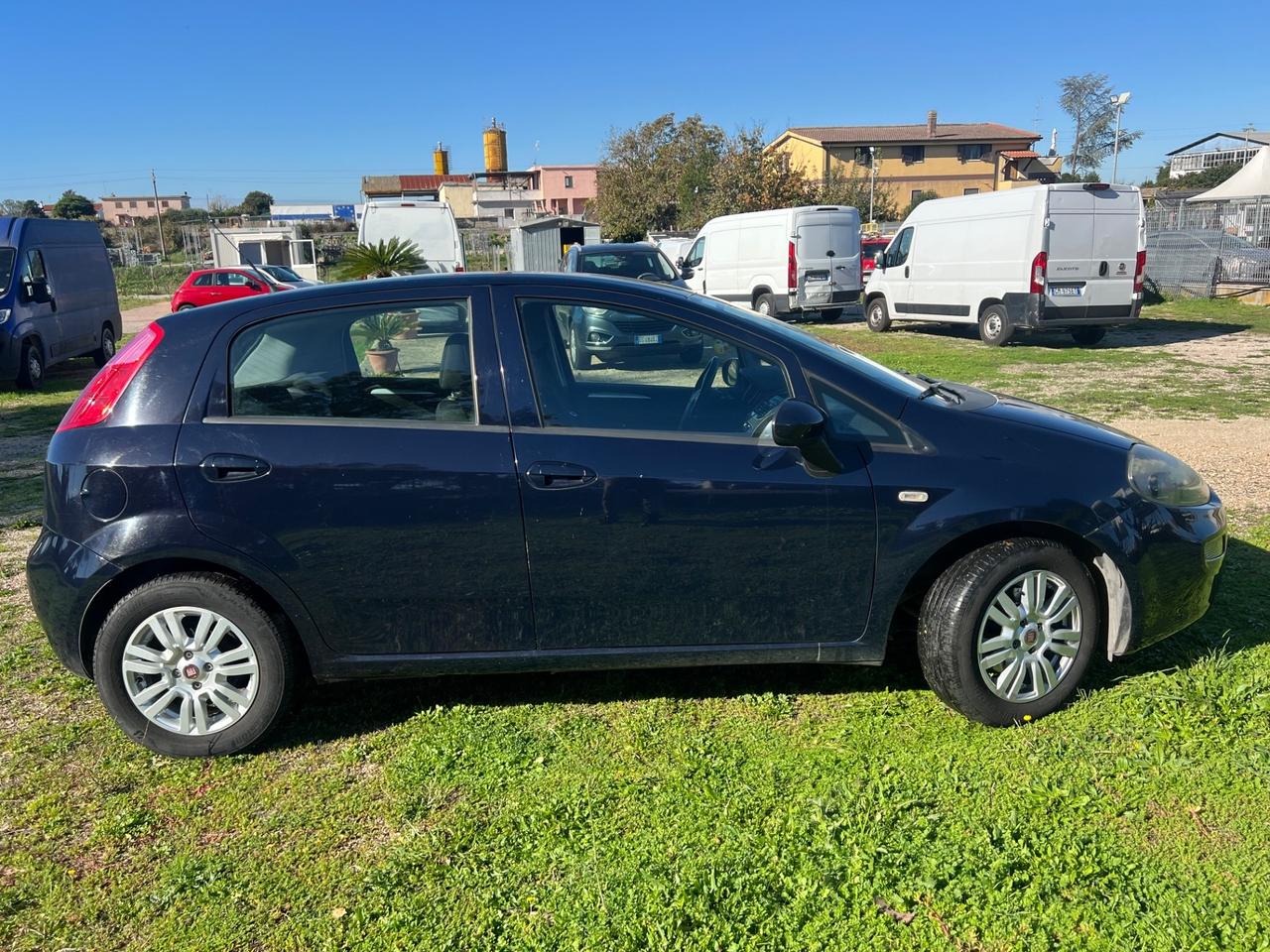 Fiat Punto 1.3 distribuzione + tagliando eseguiti