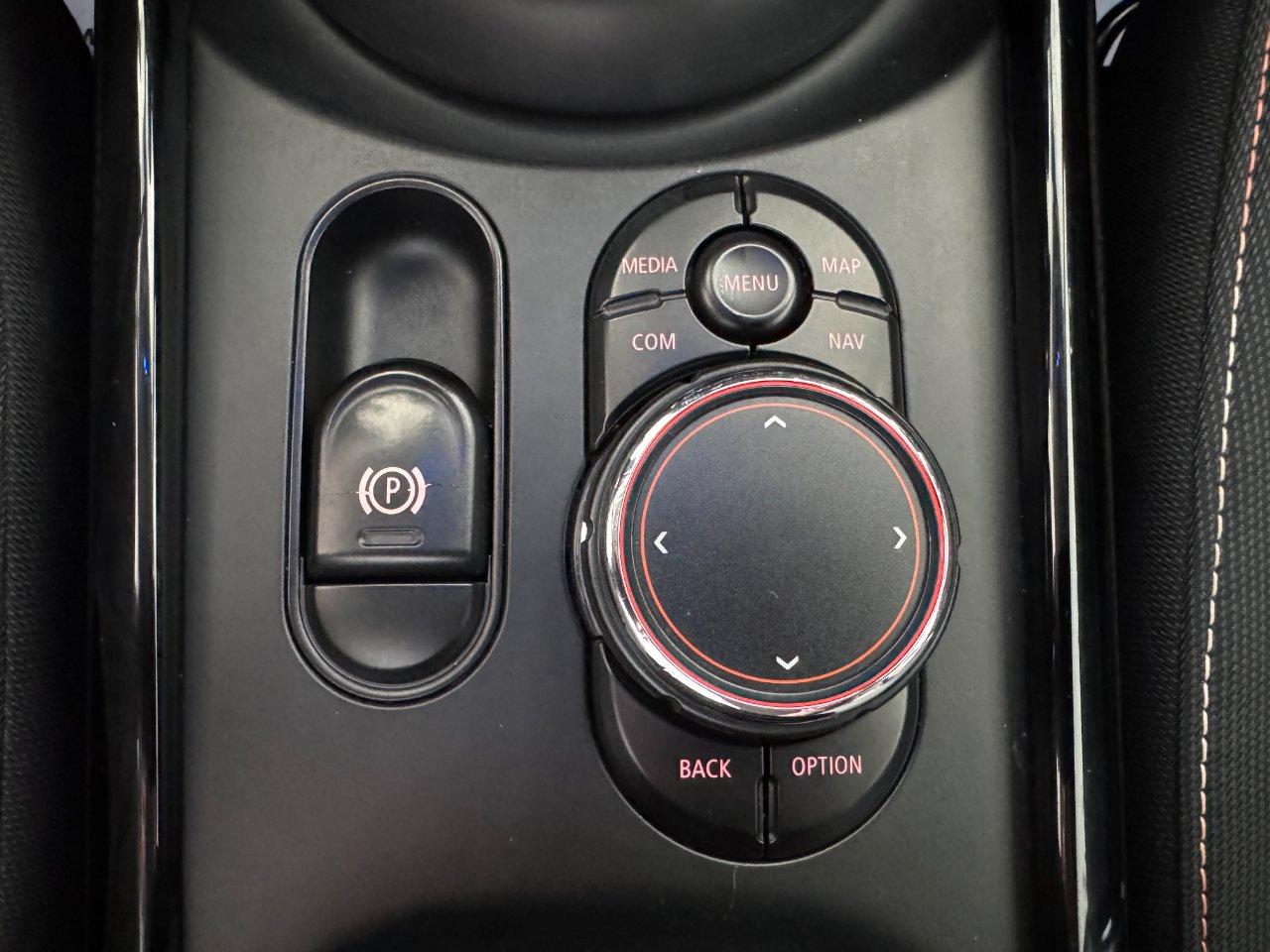 Mini Clubman One D Boost 1.5 D Auto Carplay Led Ambiente