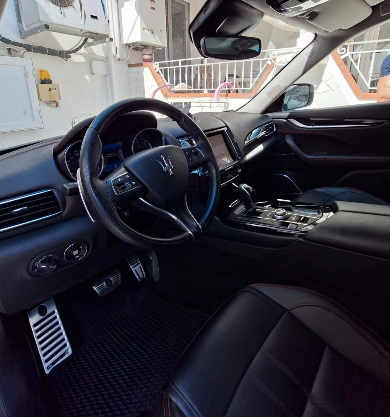 Maserati Levante V6 Diesel 275 CV AWD