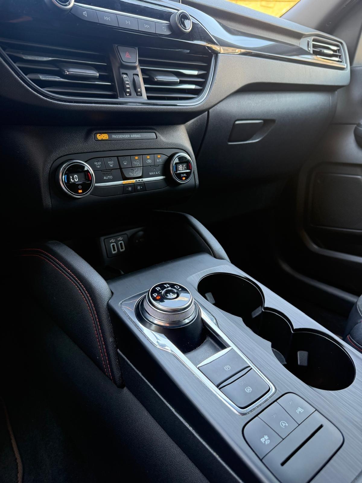 Ford Kuga AWD ST-Line X