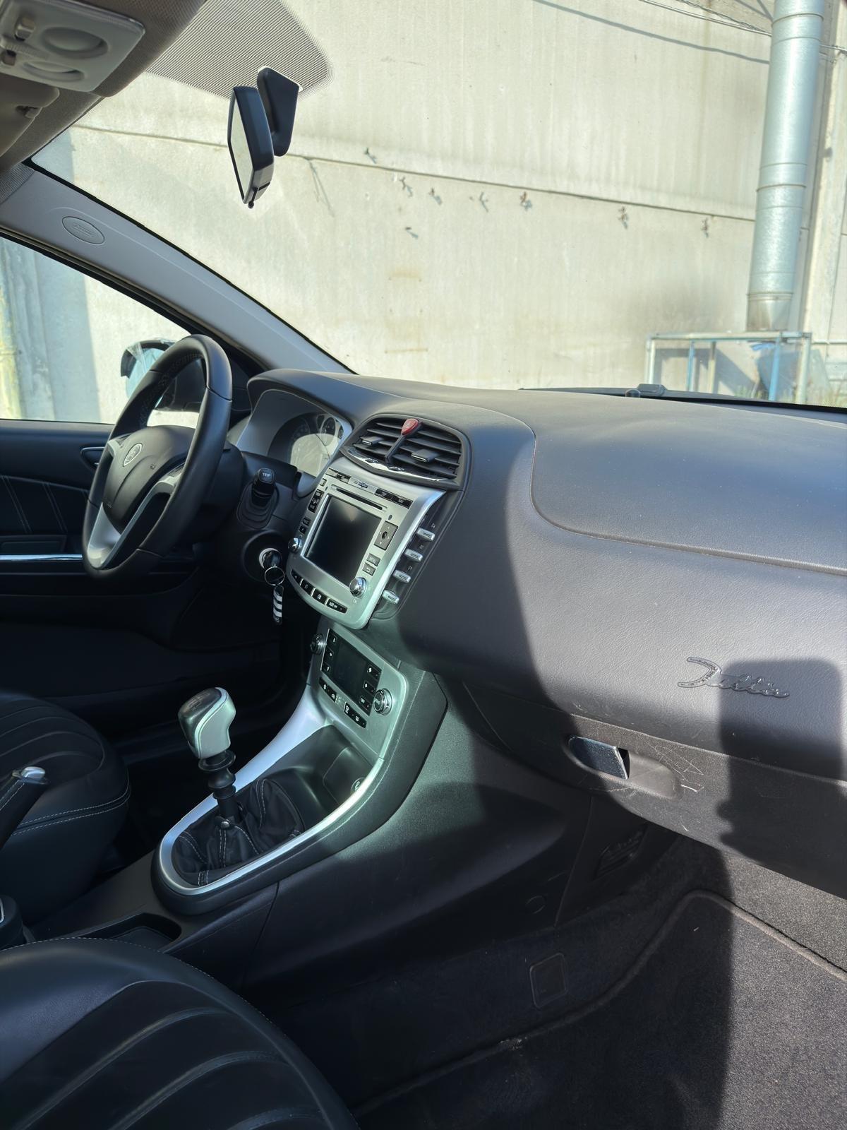 Lancia Delta 1.6 MJT DPF Platino