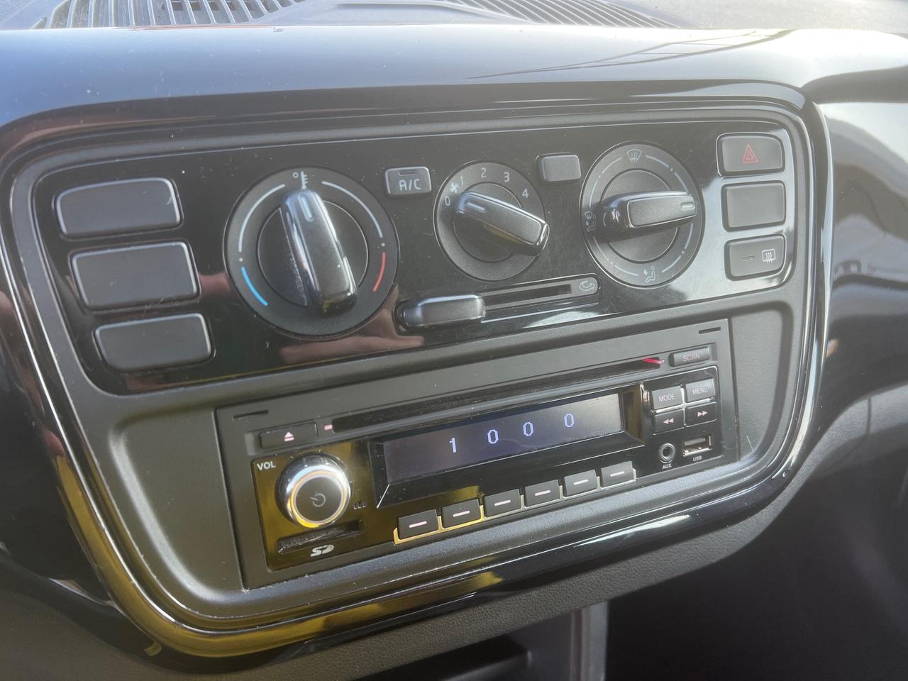 Volkswagen UP! 1.0 44KW-2014"AUTOMATICA"