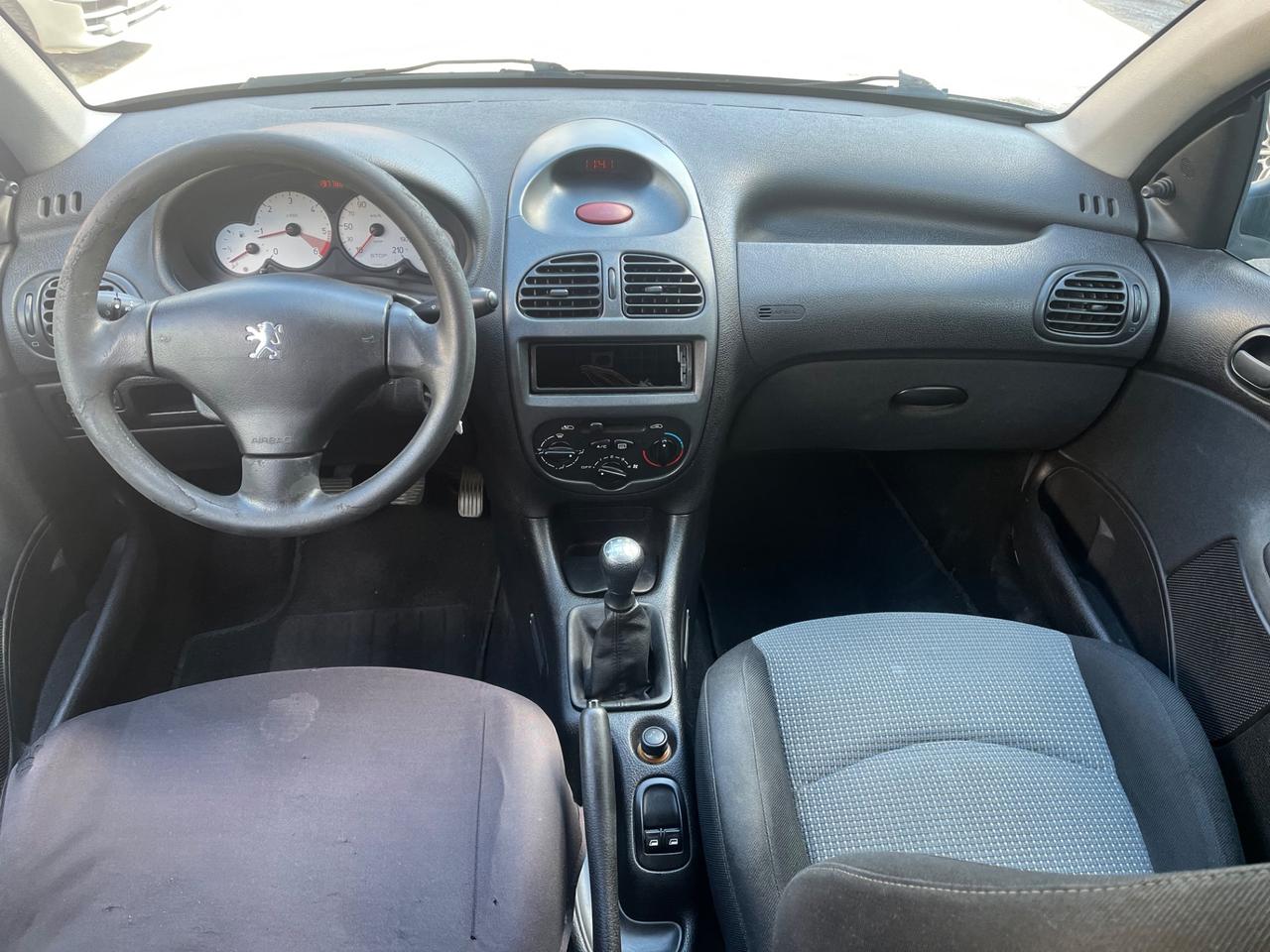 Peugeot 206 1.4 HDi SW S-km 197000-