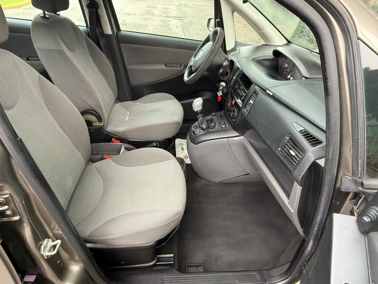 Fiat Idea 1.4 16V GPL BlackEnergy