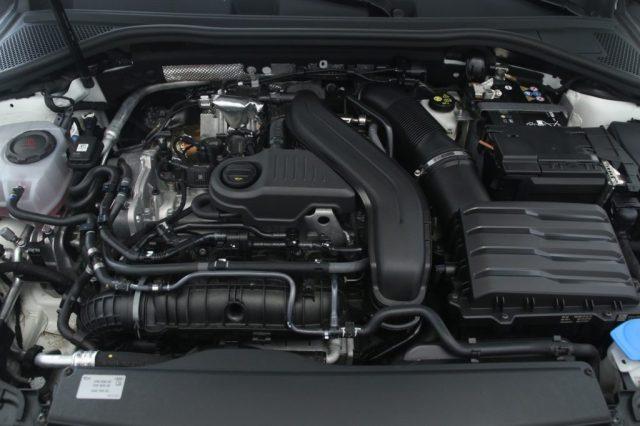 AUDI A3 SPB 35 TFSI S tronic S line edition Black Line