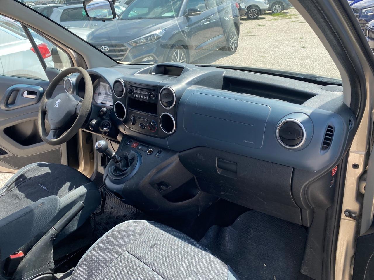 Peugeot Partner Tepee 1.6 HDi 92CV Premium GANCIO TRINO, UNICO PROPRIETARIO