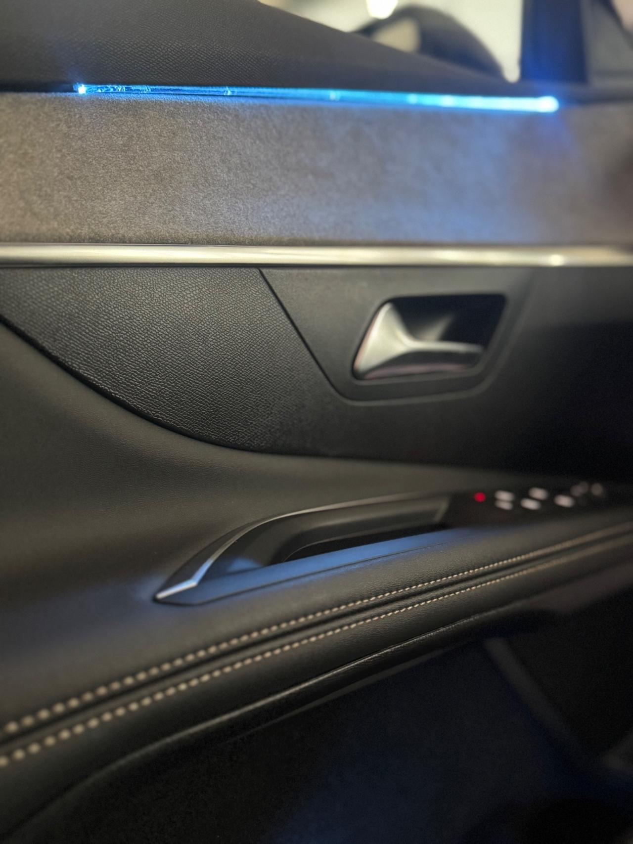 Peugeot 3008 Hybrid 136 e-DCS6 GT