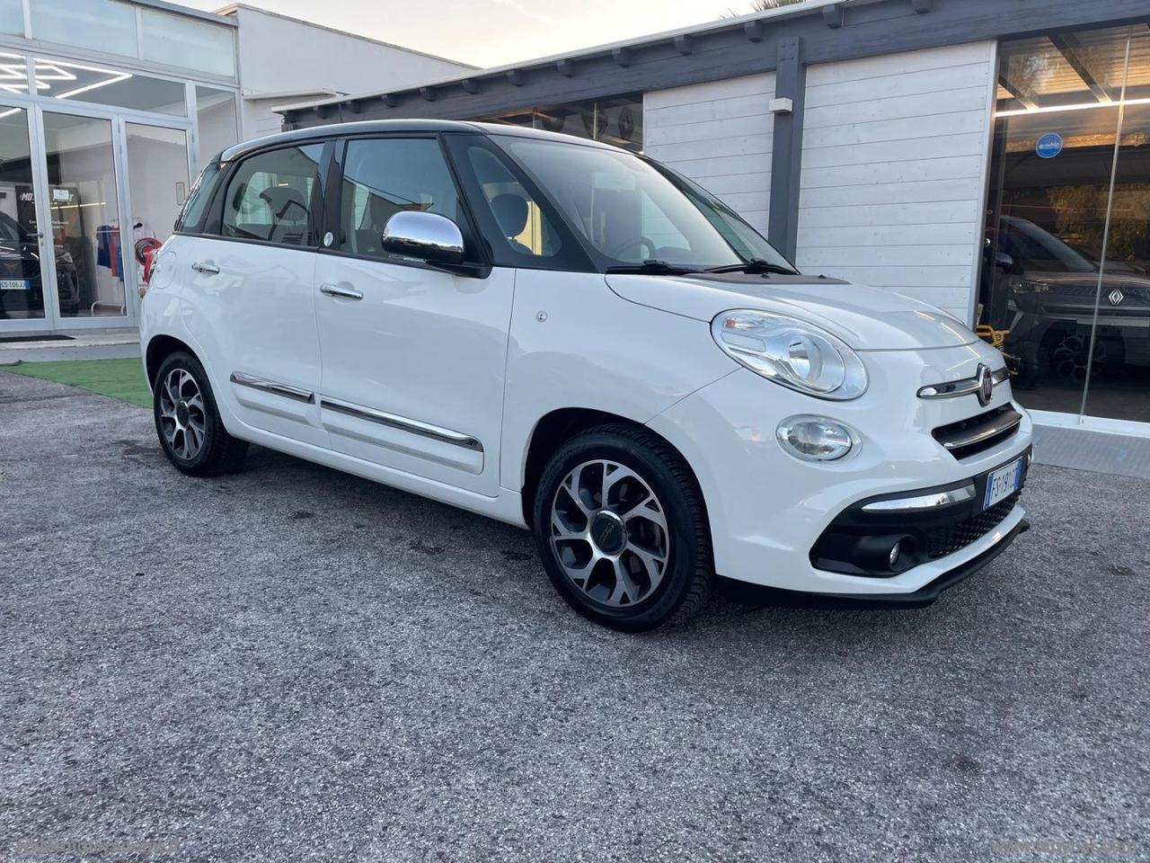 FIAT 500L 1.4 95 CV Mirror