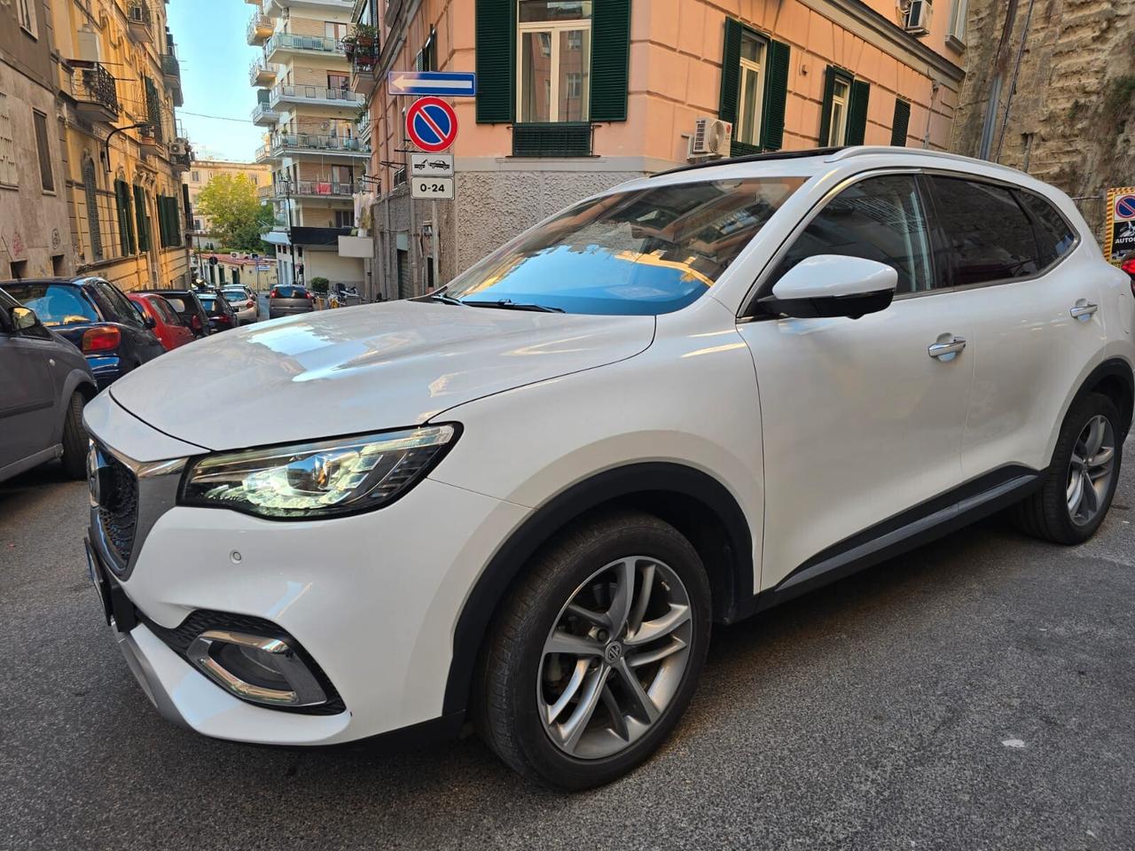 Mg EHS Plug-in Hybrid Luxury