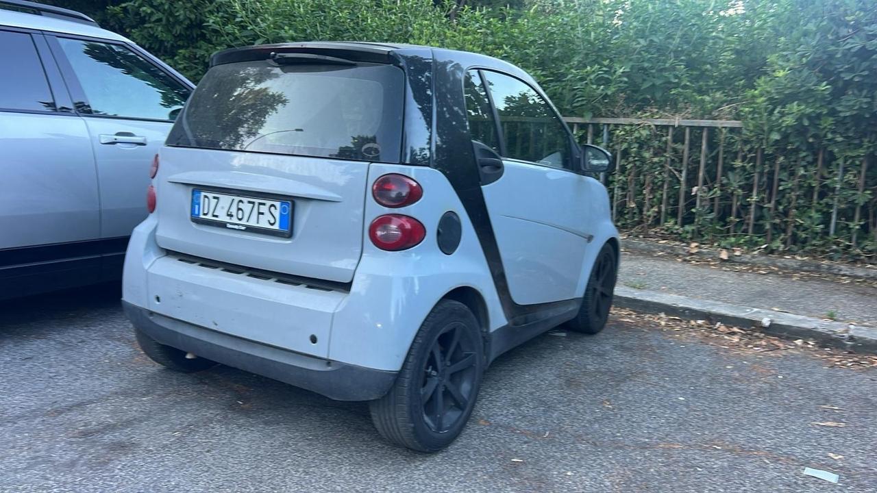Smart ForTwo 800 40 kW coupé passion cdi