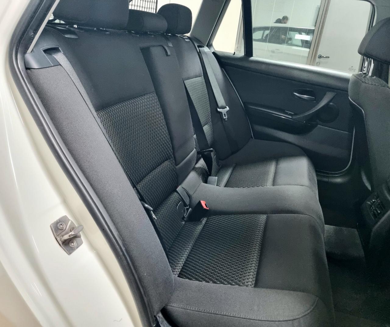 BMW 318d 2.0 DIESEL 143CV TOURING FUTURA