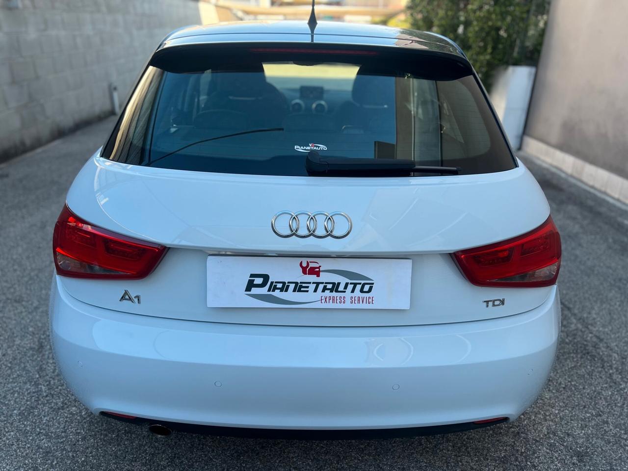 Audi A1 SPB Sportback 1.6 tdi Ambition 105cv LED/PDC PERFET.