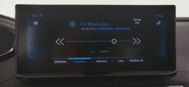 PEUGEOT 3008 BlueHDi 130 S&S Active Business